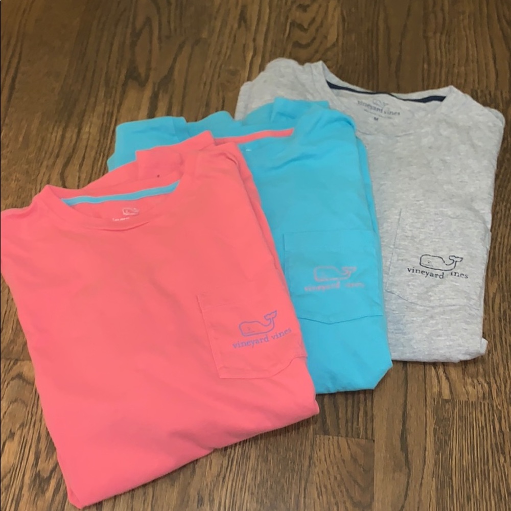 3 T-shirts